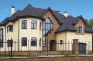 Загородная недвижимость в Подмосковье: купить или строить?