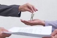 Покупка загородной недвижимости: юридические аспекты